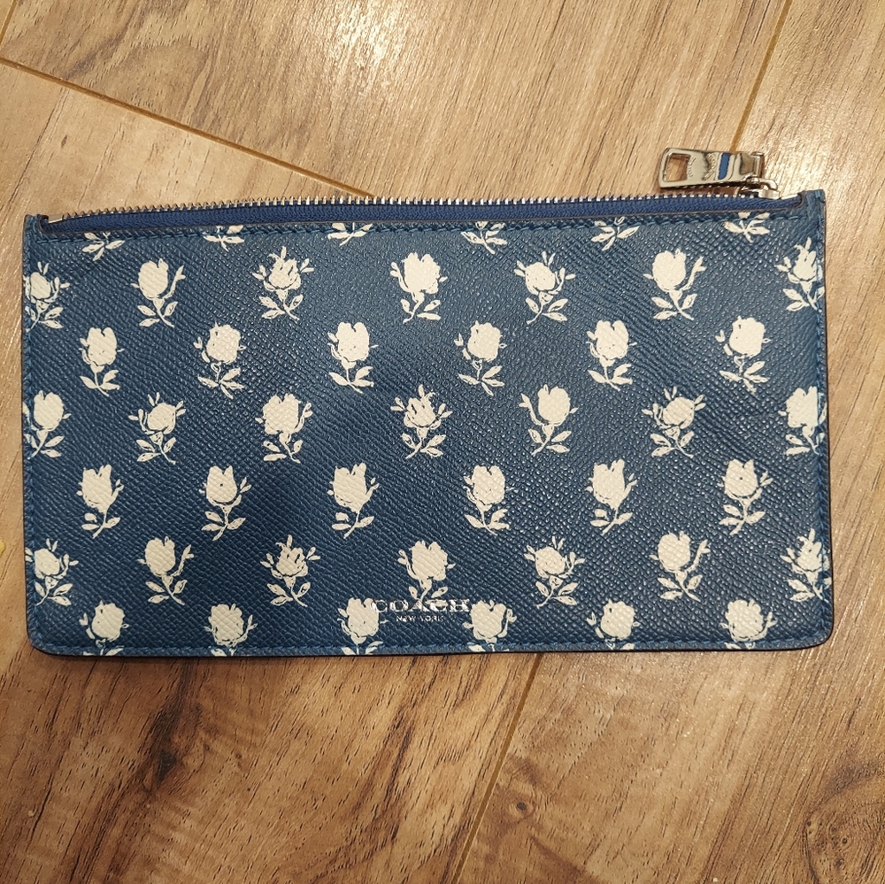 COACH SKINNY WALLET LEATHER IVORY BLUE FLORAL POP-POUCH ONLY!